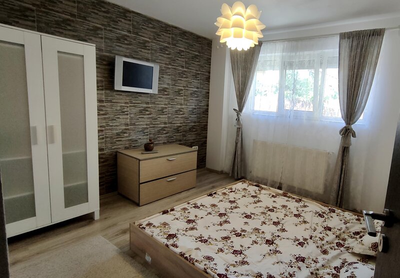 Berceni, Metrou Dimitrie Leonida, mobilat si utilat, loc parcare inclus.